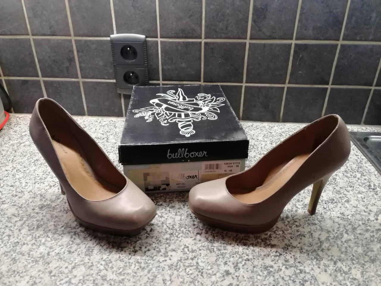 pumps merk bullboxer licht grey - maat 38